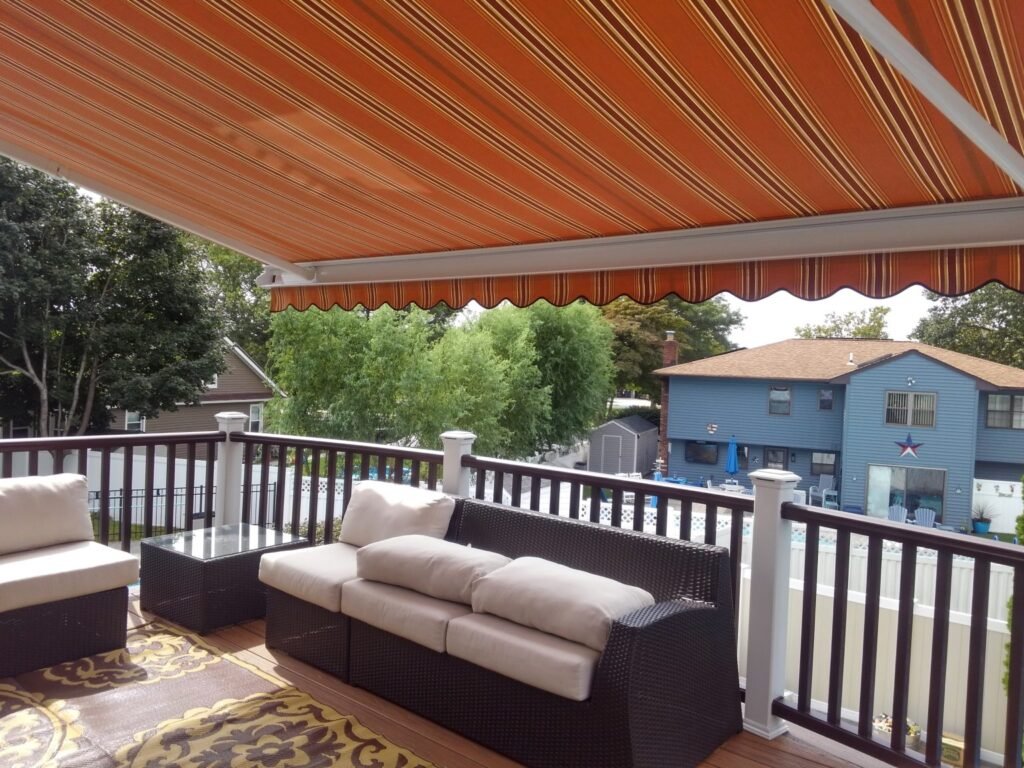 Awning Lipat