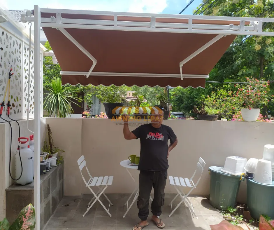 Awning Gulung Manual Harapan Indah Bekasi